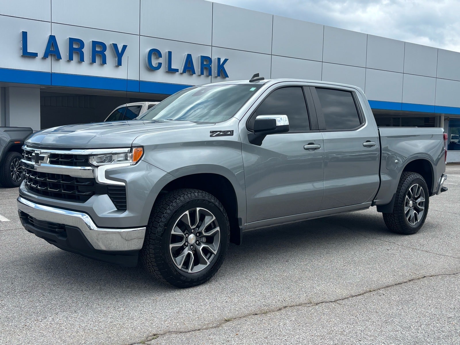 2023 Chevrolet Silverado 1500 LT in Sterling Gray Metallic — front three-quarter view